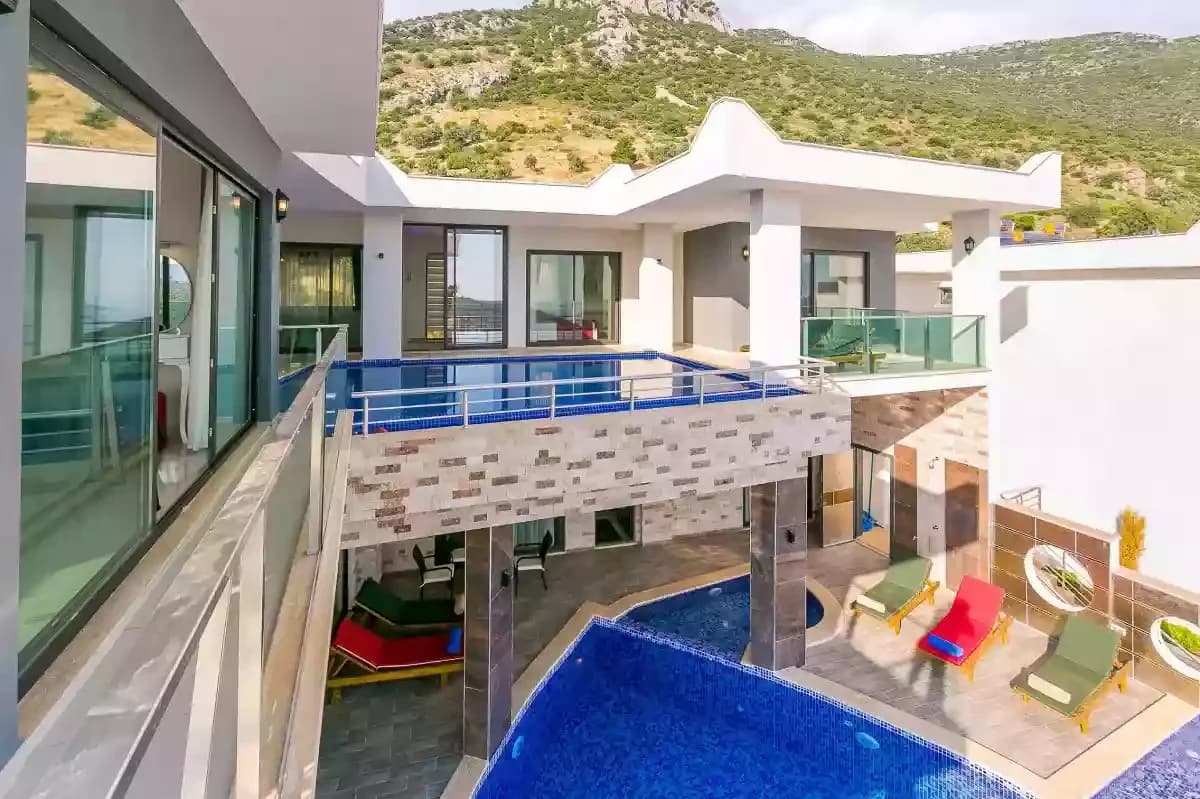 Villa Heart 6