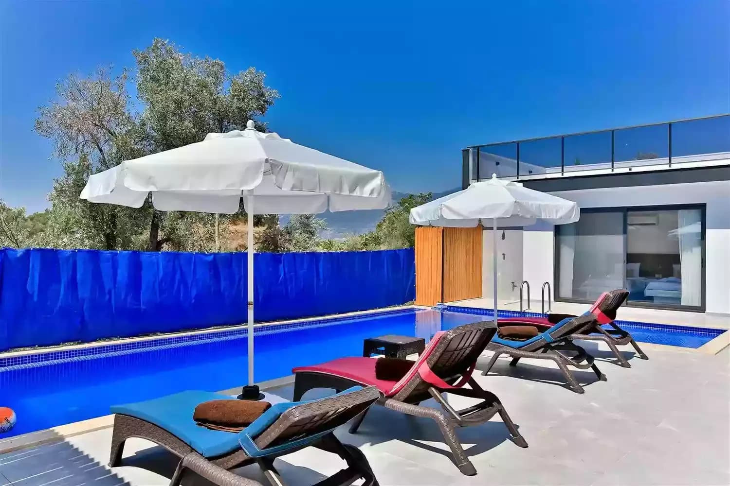 Villa Stone 16