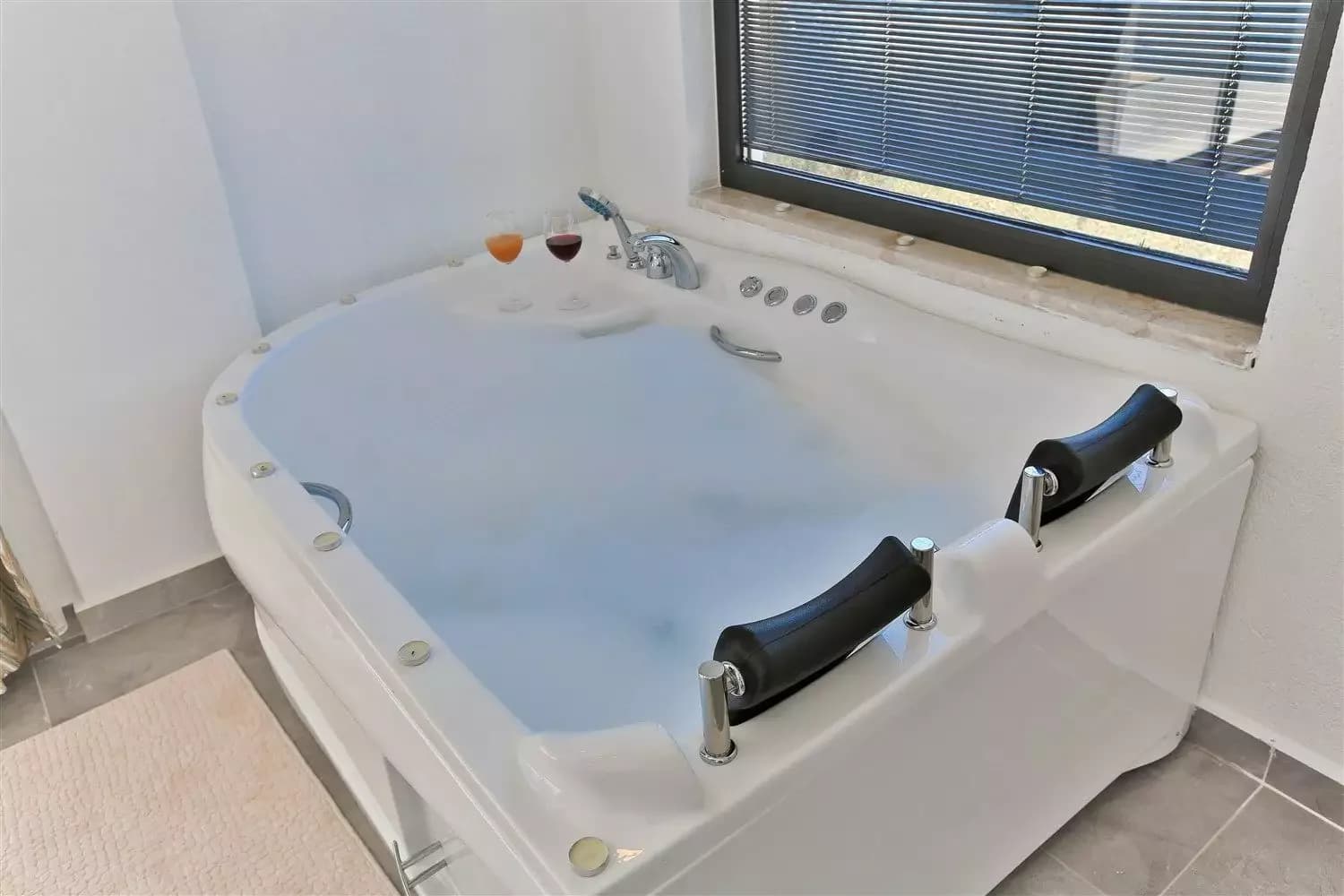 Villa Stone 29