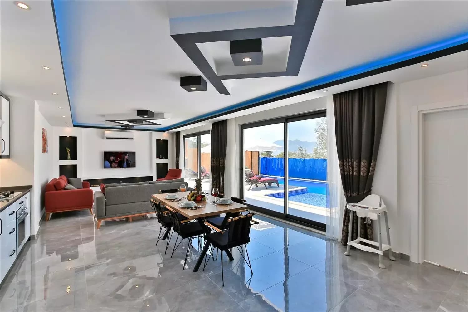 Villa Stone 33