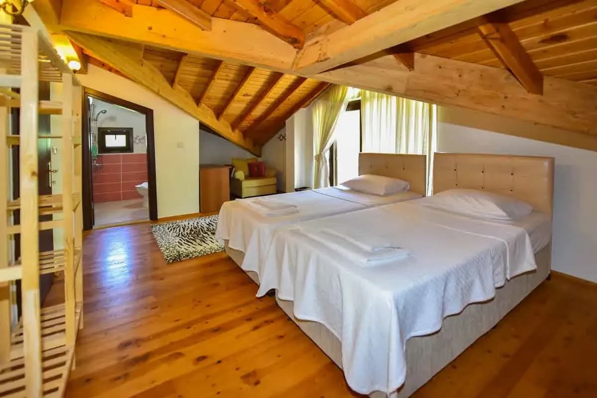 Villa Cesi 32