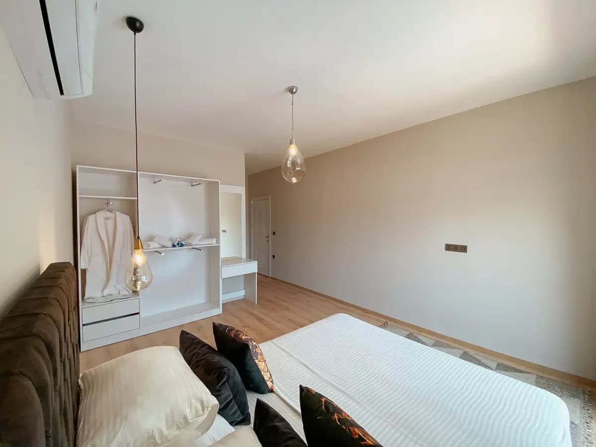 Villa Inn House 4 30