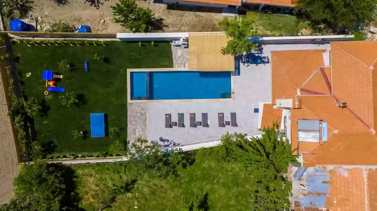 Villa Yanar 82