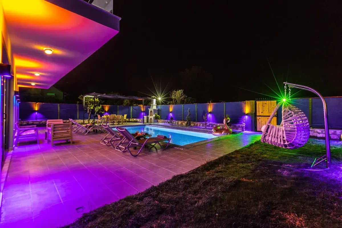 Villa Last Summer 20