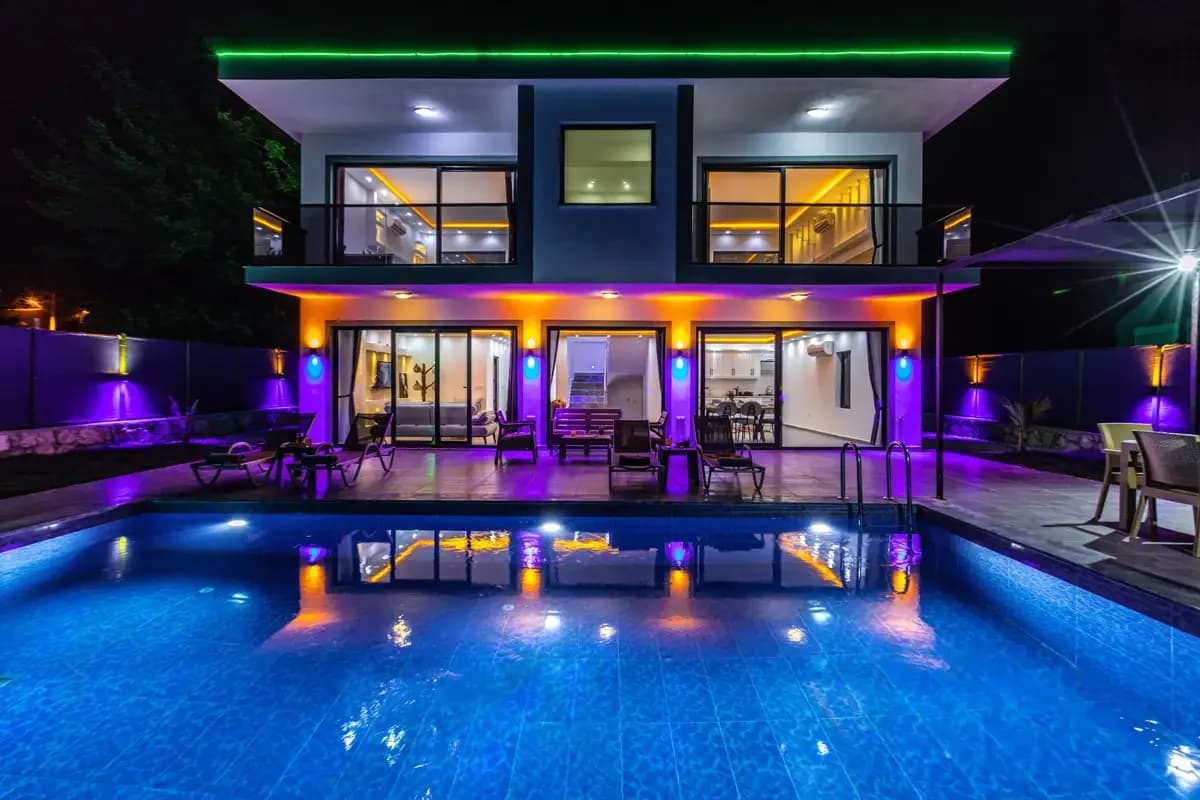 Villa Last Summer 28