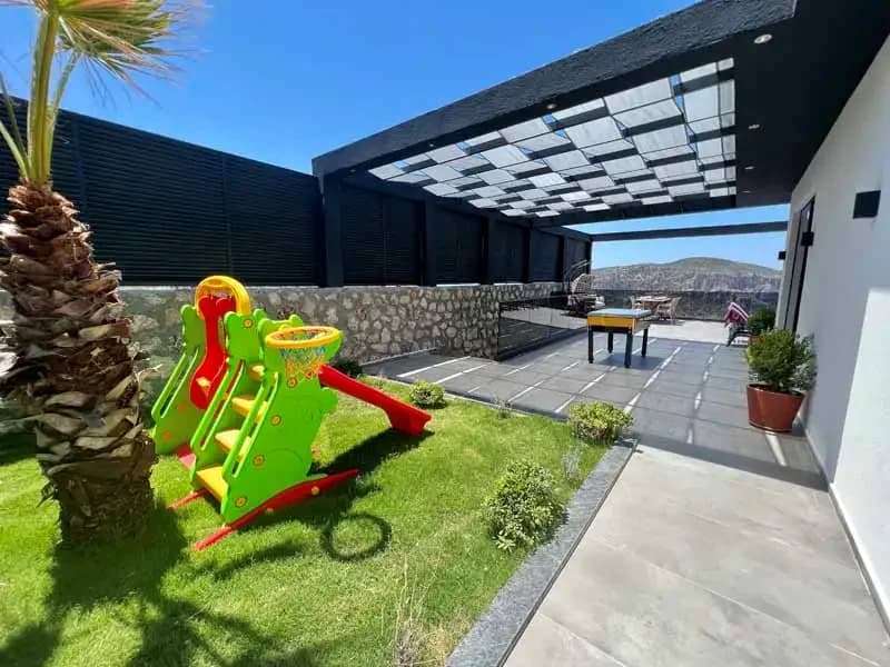 Villa Medelin 3
