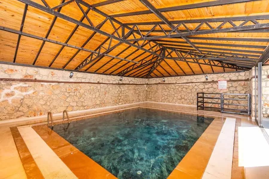 Villa Şah Bezirgan 10