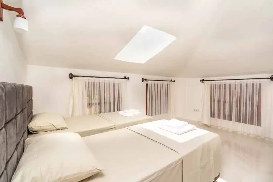 Villa Şah Bezirgan 36