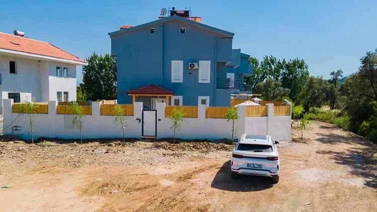 Villa Letonya 83