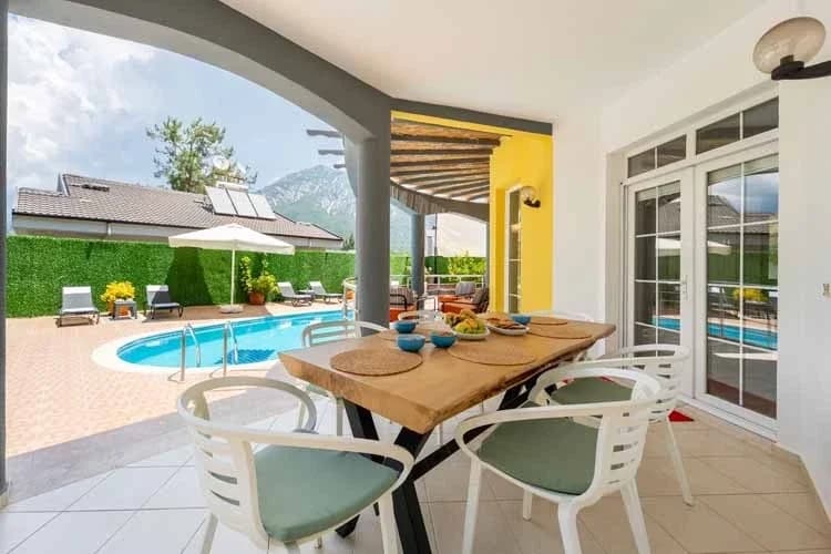 Villa Sarı Yaz 95