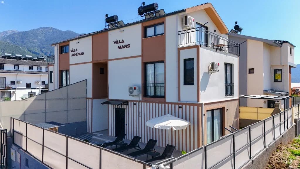Villa Mars 28