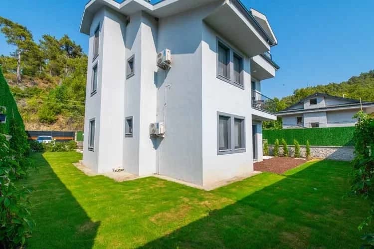 Villa Bel-La 60
