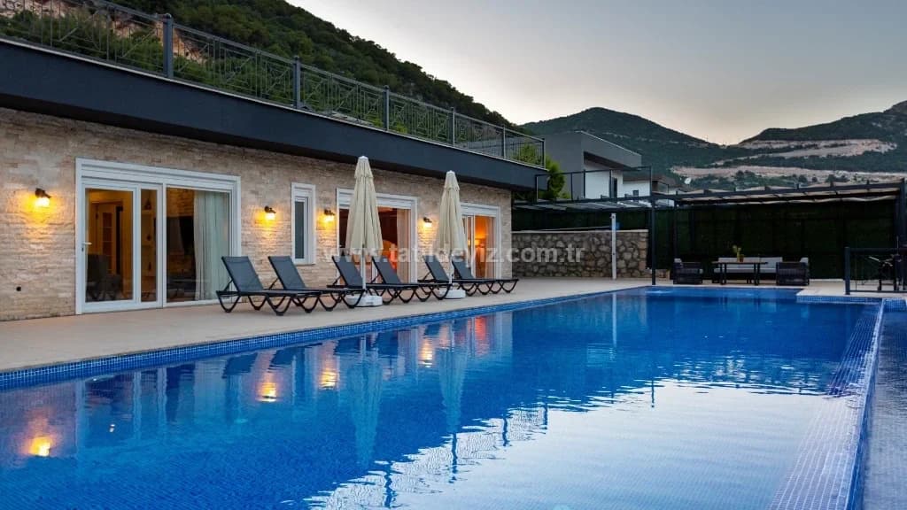 Villa Health 4