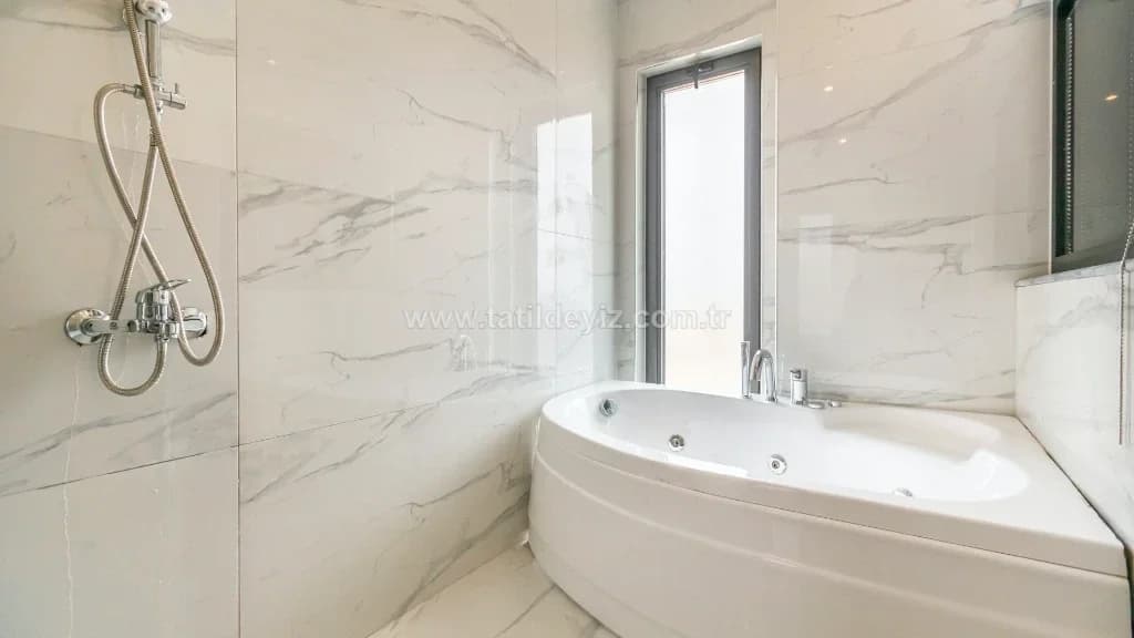 Villa Lipsos 2 50