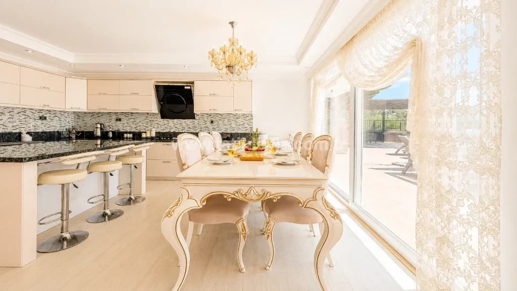 Villa Velaris 24