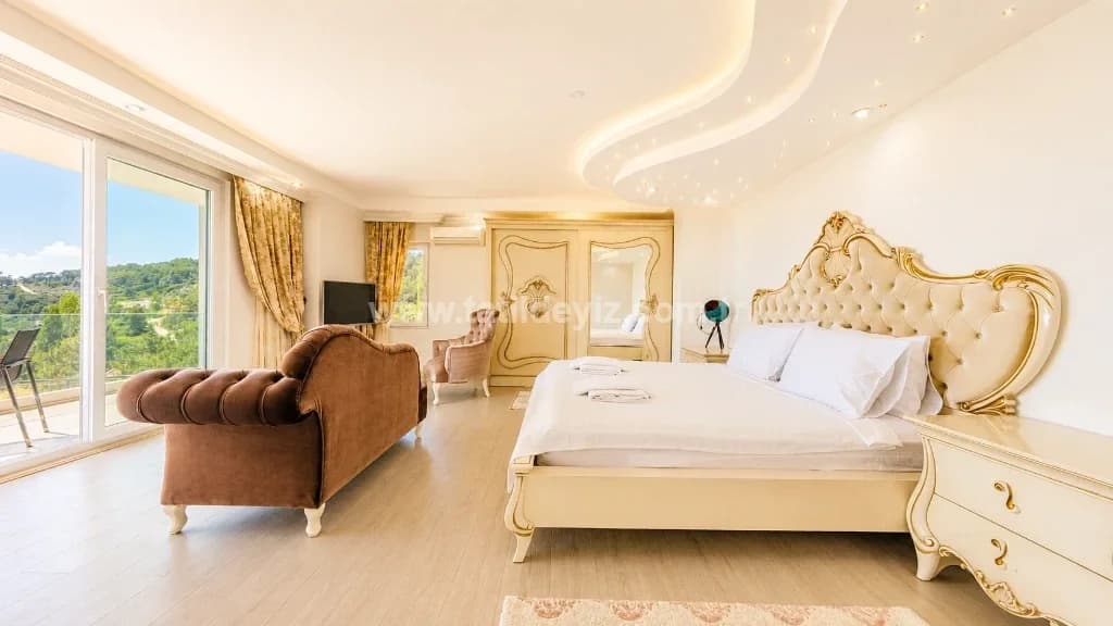 Villa Velaris 31