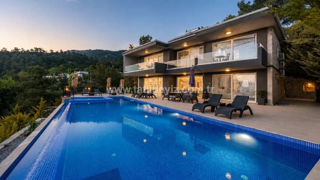 Villa Velaris 9