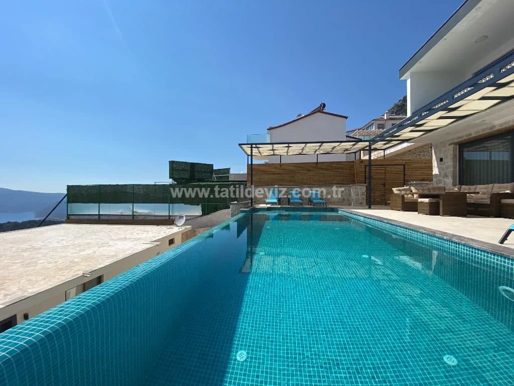 Villa Leyla Duo 18