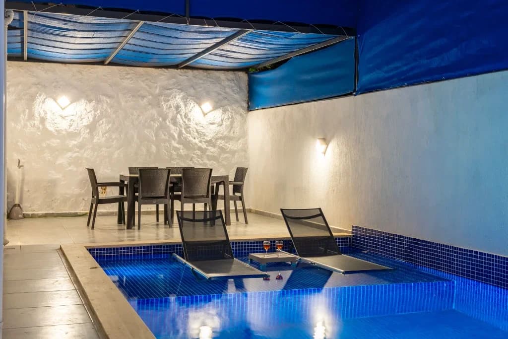 Villa Violet Duo 102